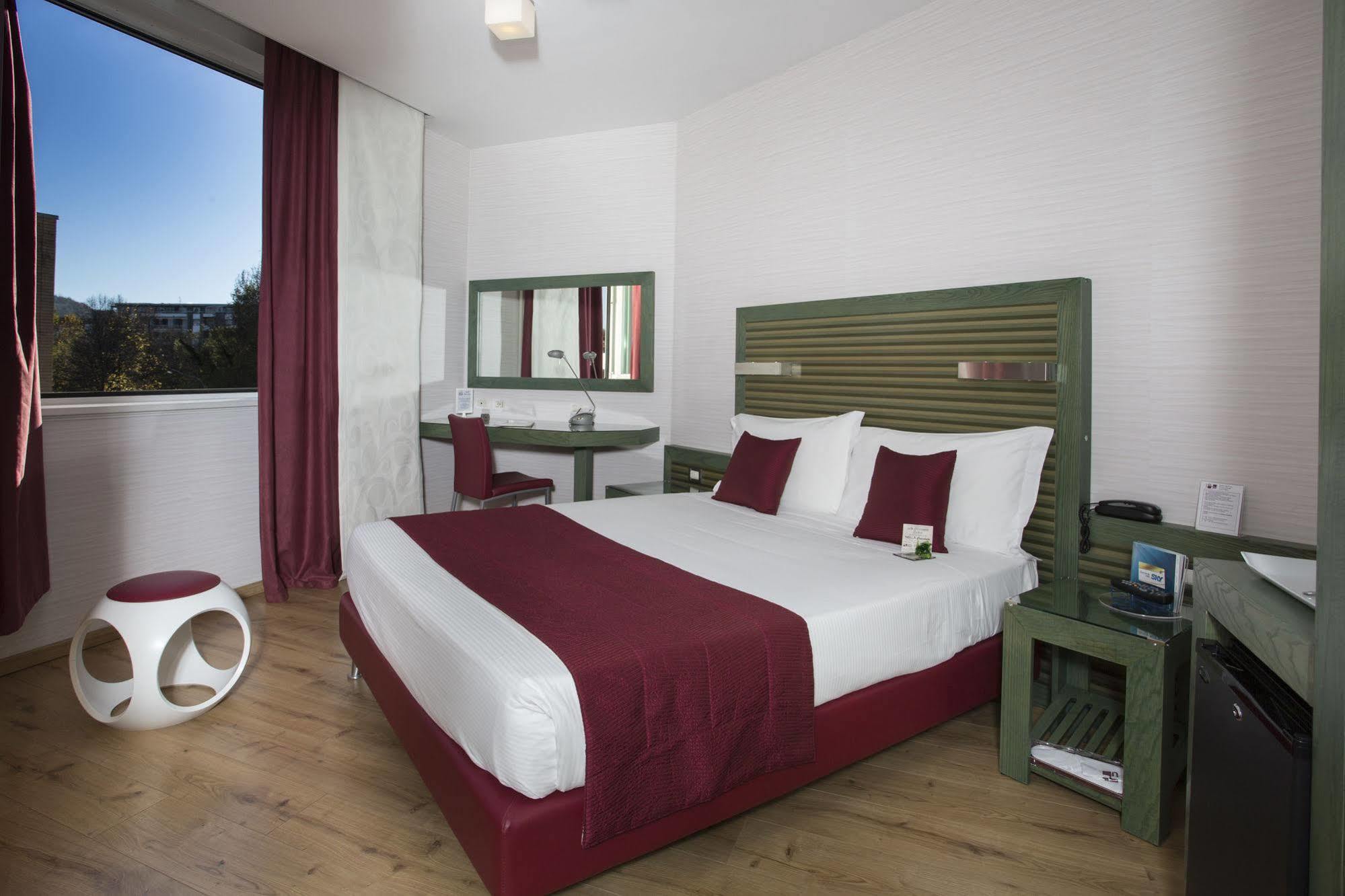 Best Western Ivrea Crystal Palace Banchette D'Ivrea Екстериор снимка